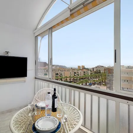 דירה Panoramic View El Dorado ארונה